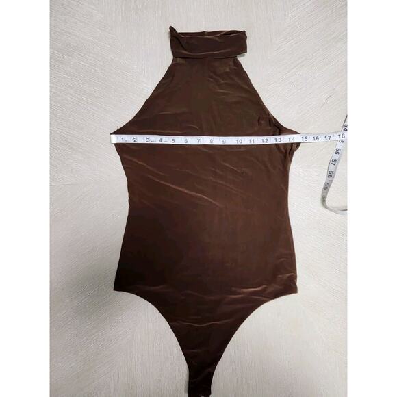 WAYF Women Joan Scrunch Neck Thong Bodysuit Brown Size Medium - Picture 4 of 9